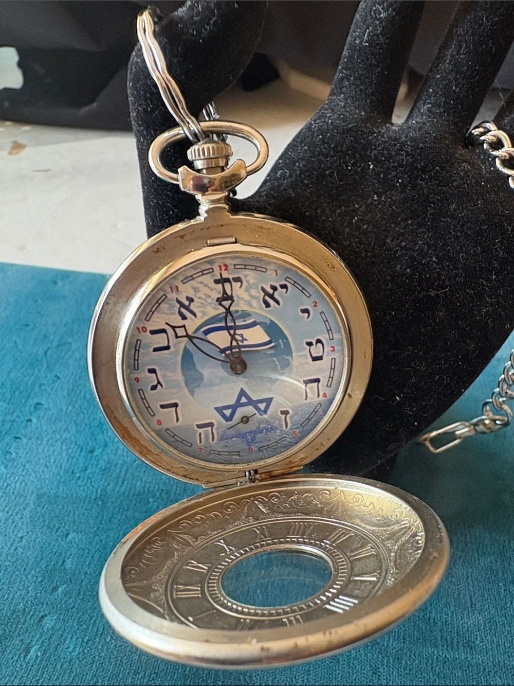 Musical Vintage-Inspired Silver Pocket Watch Silver